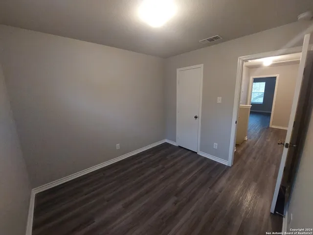 $1,450 | 7814 Kingsbury Wood, Unit 1, San Antonio, TX 78240