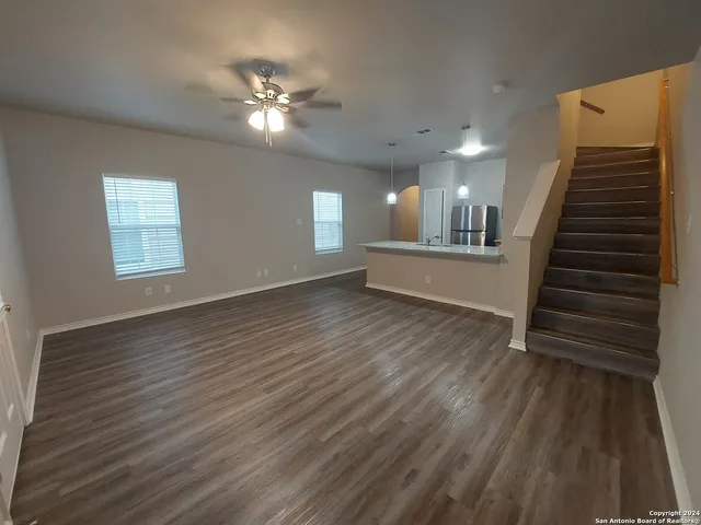 $1,450 | 7814 Kingsbury Wood, Unit 1, San Antonio, TX 78240