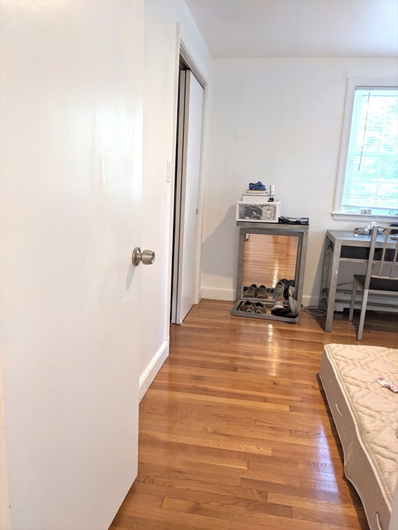 53 Sunset Hill Road Boston, MA 02132 - Photo 4 of 15