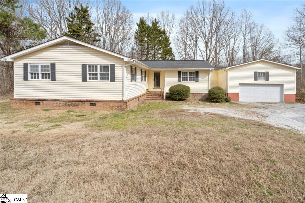 541 Hunts Bridge Road Easley, SC 29640 - Photo 1 of 39 Gallery Image 1