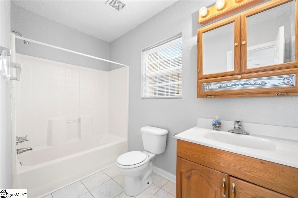 541 Hunts Bridge Road Easley, SC 29640 - Photo 16 of 39 Gallery Image 16