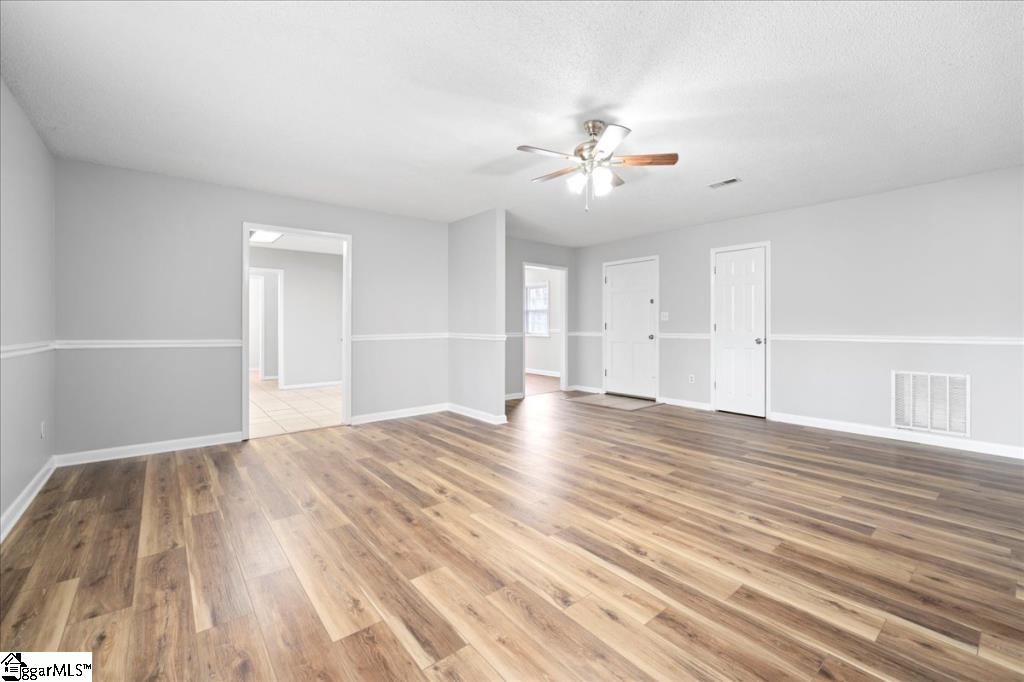 541 Hunts Bridge Road Easley, SC 29640 - Photo 9 of 39 Gallery Image 9