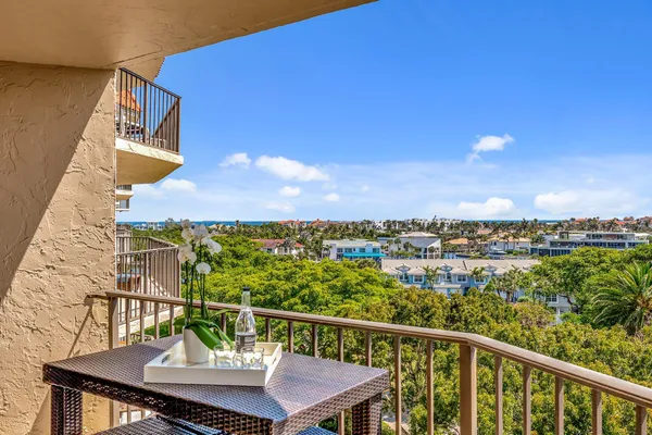 $4,800 | 859 Jeffery Street, Unit 7030, Boca Raton, FL 33487