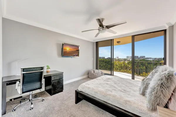 $4,800 | 859 Jeffery Street, Unit 7030, Boca Raton, FL 33487