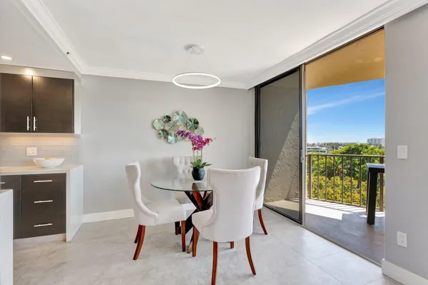 $4,800 | 859 Jeffery Street, Unit 7030, Boca Raton, FL 33487