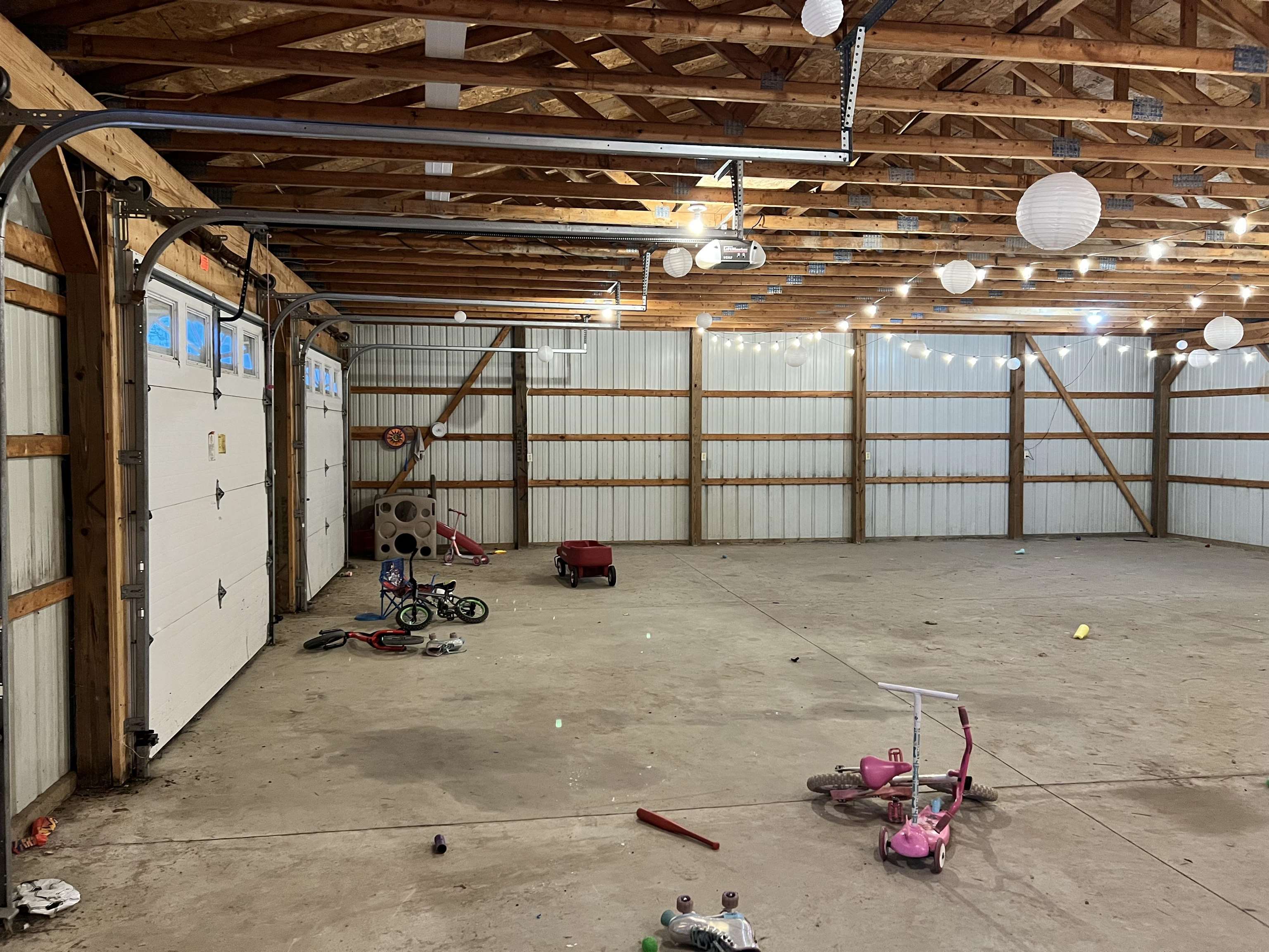 12395 South M 52 Road Perry, MI 48872 - Photo 12 of 13 50198398-3b9d1260-fd6e-43d3-aa1e-d7a019ceabd2.JPG