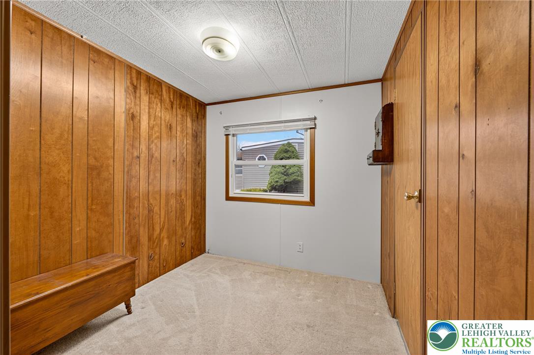 12 Revolutionary Road Mount Bethel, PA 18343 - Photo 32 of 53 a view of an entryway