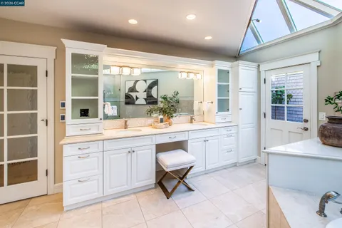 $4,550,000 | 33 Deer Trail, Lafayette, CA 94549