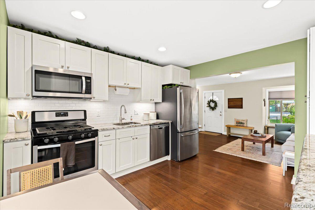 616 Rickett Road, Unit 108 Brighton, MI 48116 - Photo 6 of 21