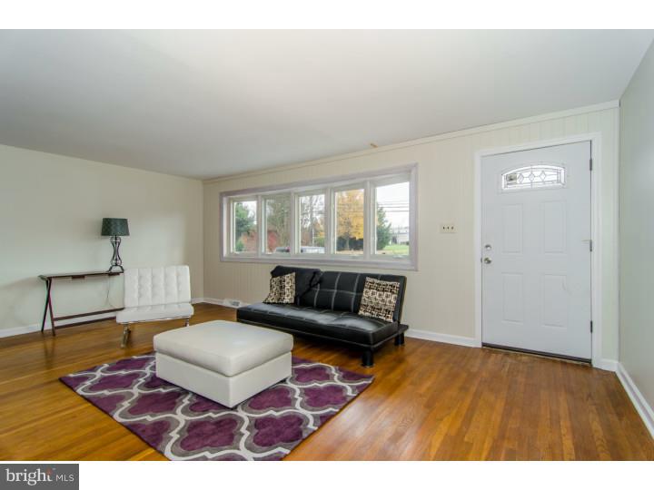 430 Privet Road Horsham, PA 19044 - Photo 6 of 21 Gallery Image 6