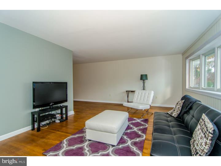 430 Privet Road Horsham, PA 19044 - Photo 7 of 21 Gallery Image 7