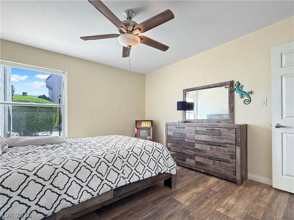 870 B, Unit 604 Boulder City, NV 89005 - Photo 2 of 11 Primary Bedroom