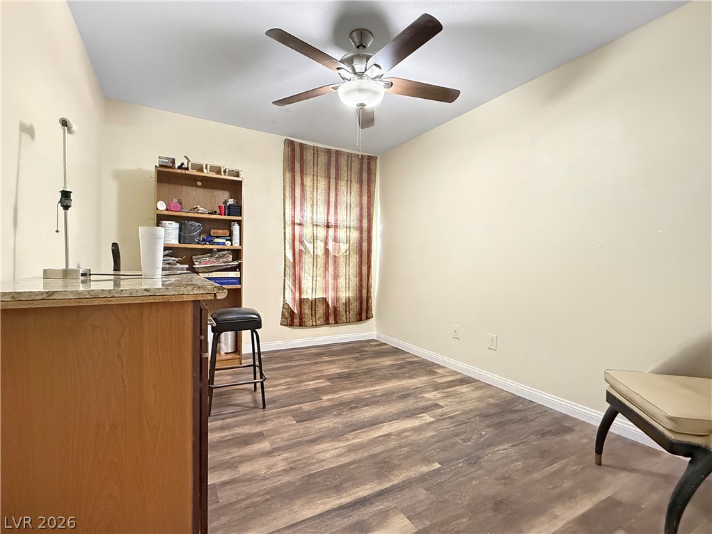 870 B, Unit 604 Boulder City, NV 89005 - Photo 7 of 11 secondary bedroom