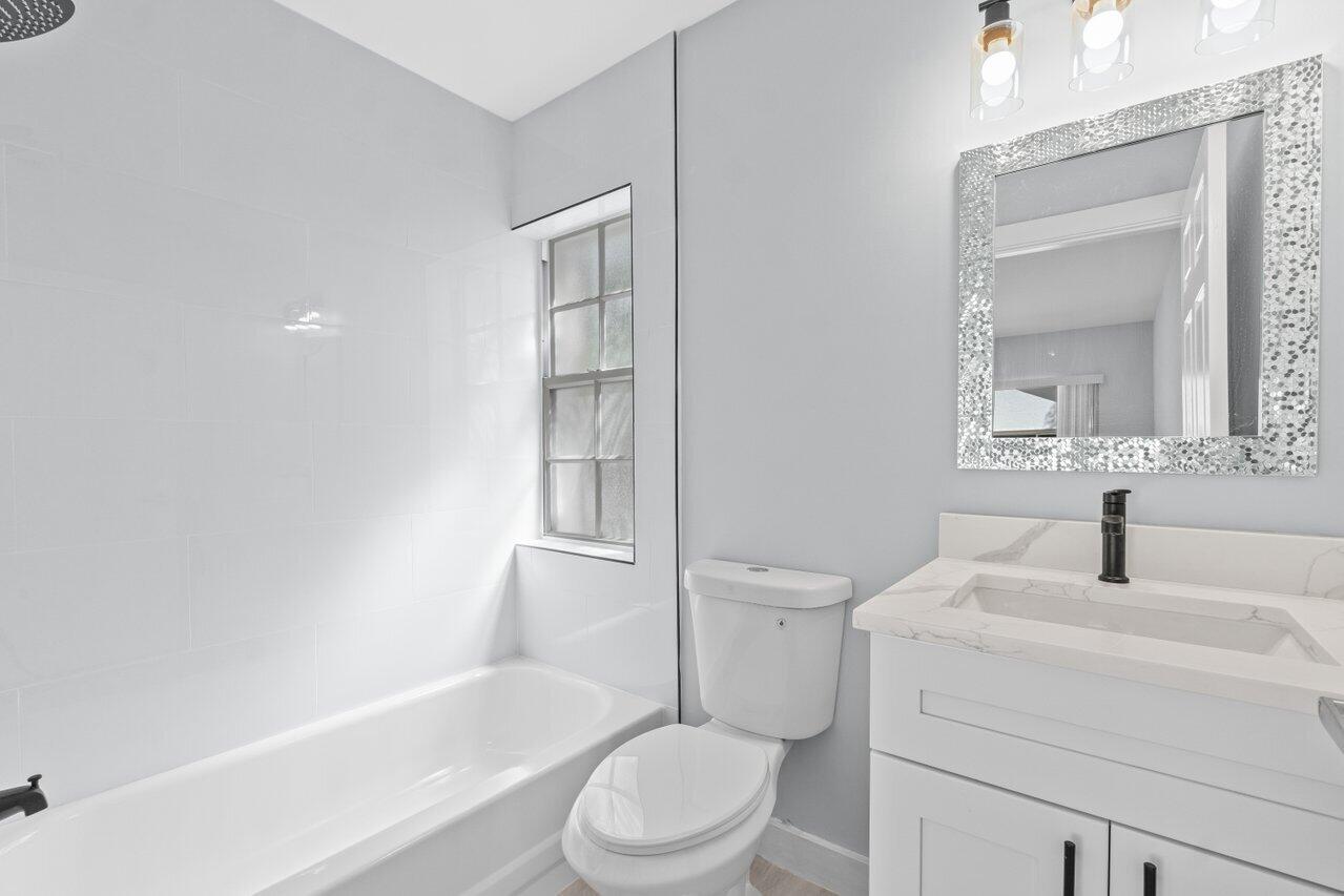 710 Clearbrook Park Circle Delray Beach, FL 33445 - Photo 23 of 28 Guest House