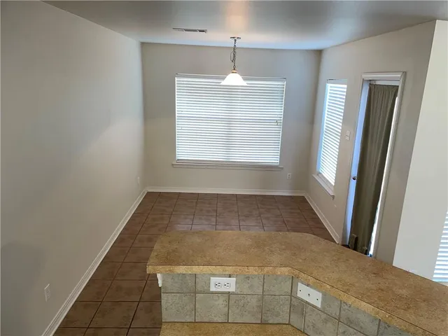 $2,300 | 538 Moore Boulevard, Covington, LA 70433