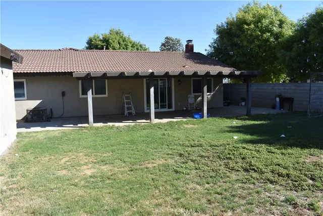 $3,600 | 2831 Donner Way, Jurupa Valley, CA 92509