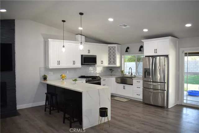 $3,600 | 2831 Donner Way, Jurupa Valley, CA 92509