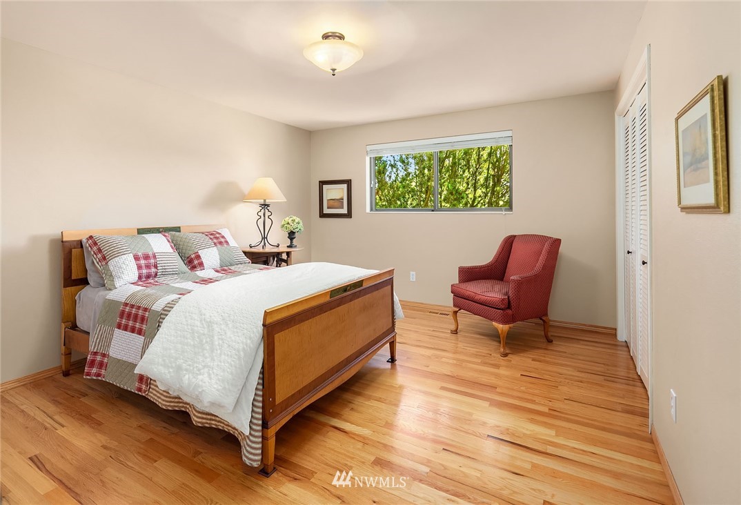 12510 Southeast 100th Street Renton, WA 98056 - Photo 12 of 21