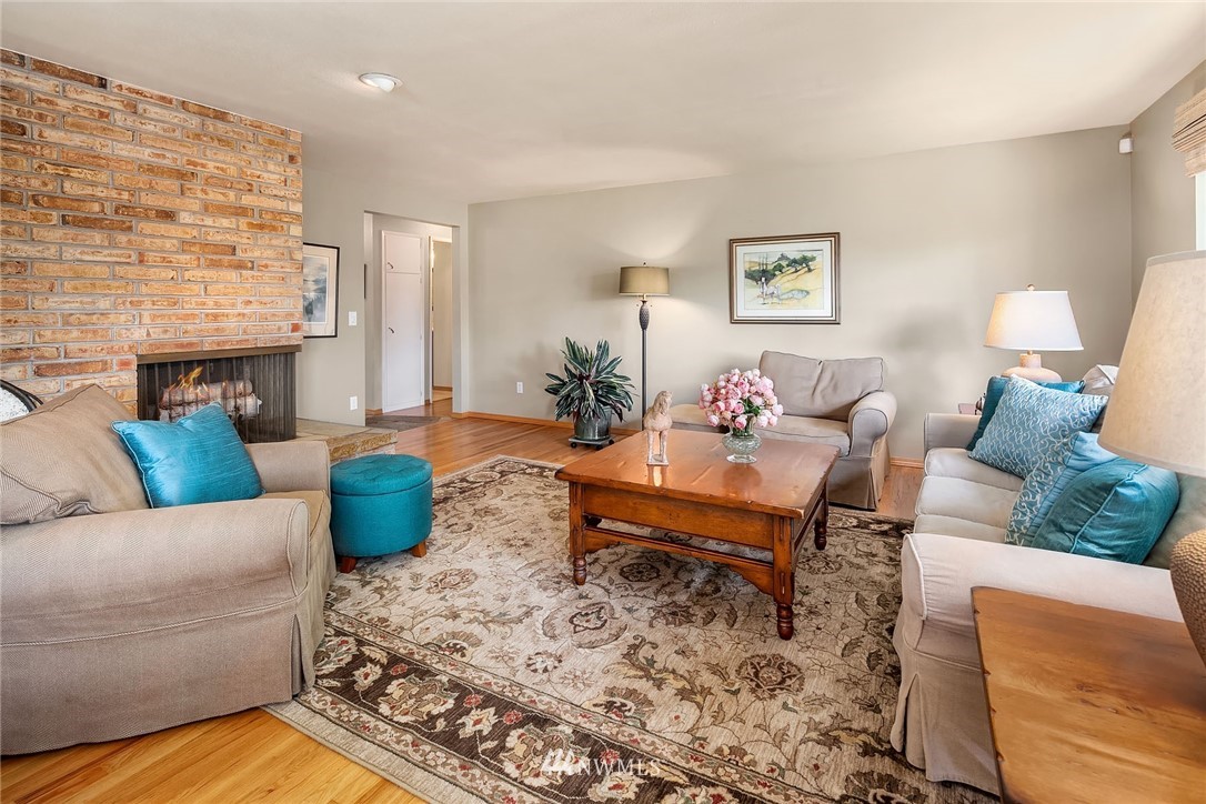 12510 Southeast 100th Street Renton, WA 98056 - Photo 5 of 21
