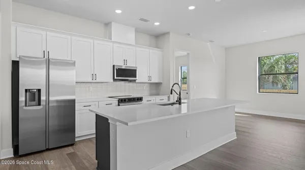 $752,800 | 329 Beverly Court, Melbourne Beach, FL 32951