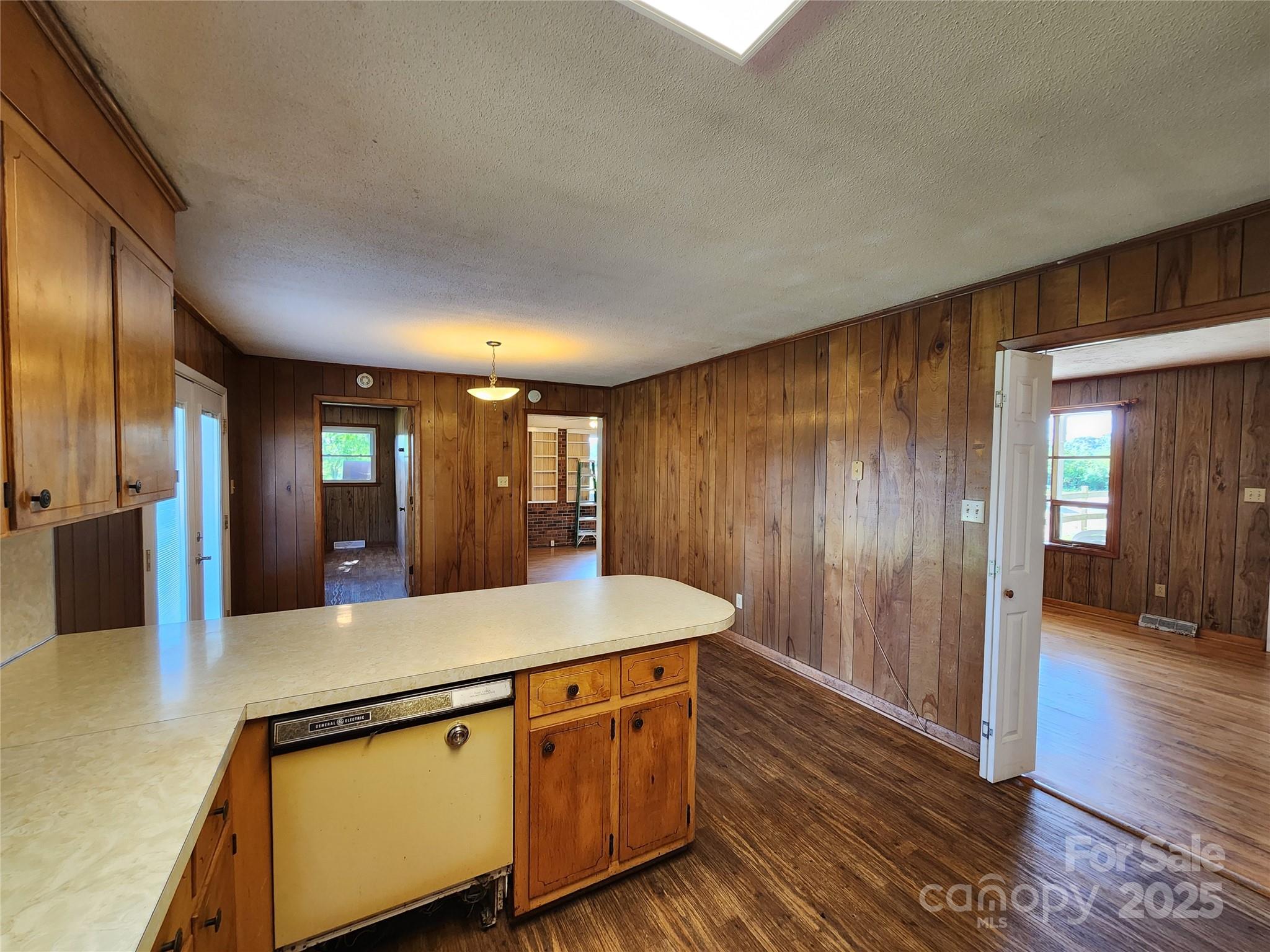 7390 Burke County Line Road Hickory, NC 28602 - Photo 8 of 16 Gallery Image 8