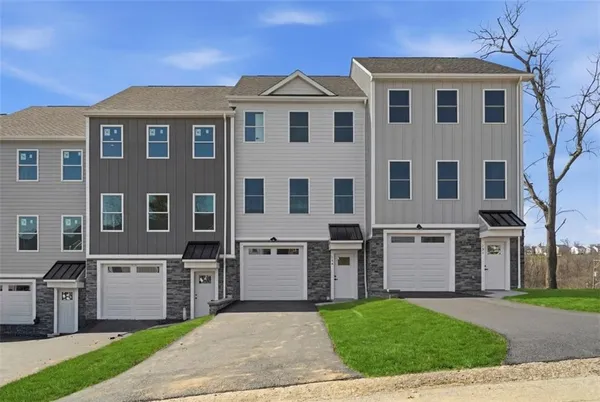 $319,900 | 129 Bella Vista Drive, Pittsburgh, PA 15236