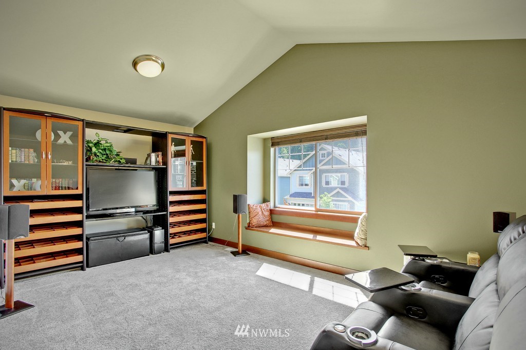 19719 3rd Avenue Southeast, Unit 24 Bothell, WA 98012 - Photo 19 of 25 Gallery Image 19