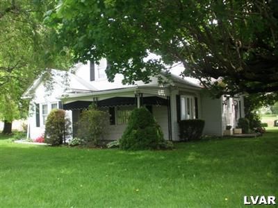 270 Topton Road Kutztown, PA 19530 - Photo 3 of 9 Gallery Image 3