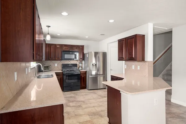 $270,000 | 7718 Balsam Crossing Lane, Cypress, TX 77433