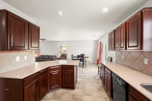 $270,000 | 7718 Balsam Crossing Lane, Cypress, TX 77433
