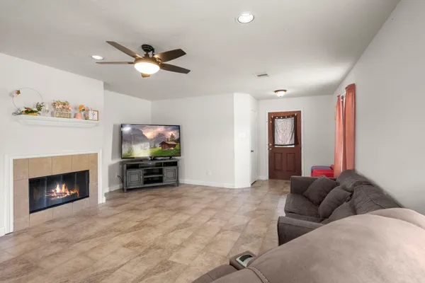 $270,000 | 7718 Balsam Crossing Lane, Cypress, TX 77433