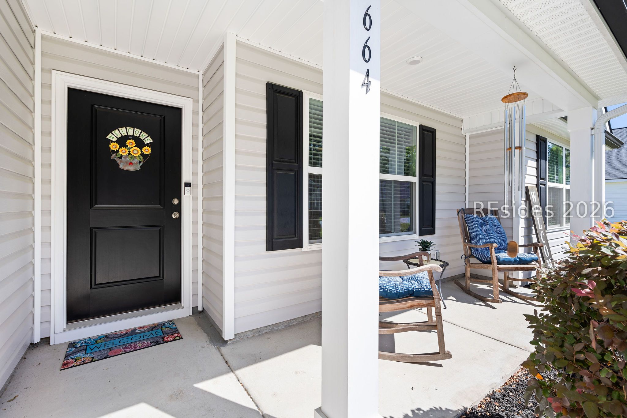 664 Ridgeland Lakes Drive Ridgeland, SC 29936 - Photo 4 of 39 Front Porch