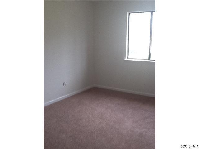 6904 Pence Road Charlotte, NC 28215 - Photo 4 of 7