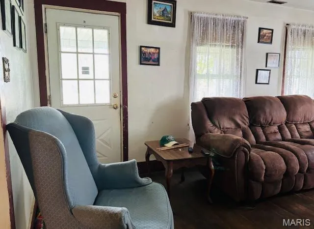 $139,900 | 206 South 1st Street, Steelville, MO 65565