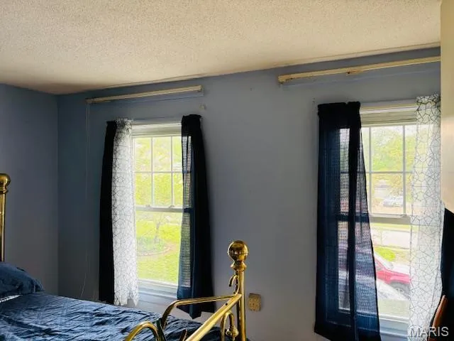 $139,900 | 206 South 1st Street, Steelville, MO 65565