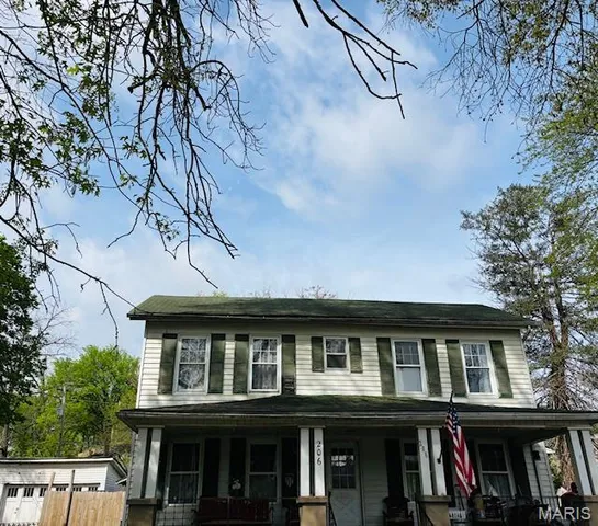 $139,900 | 206 South 1st Street, Steelville, MO 65565