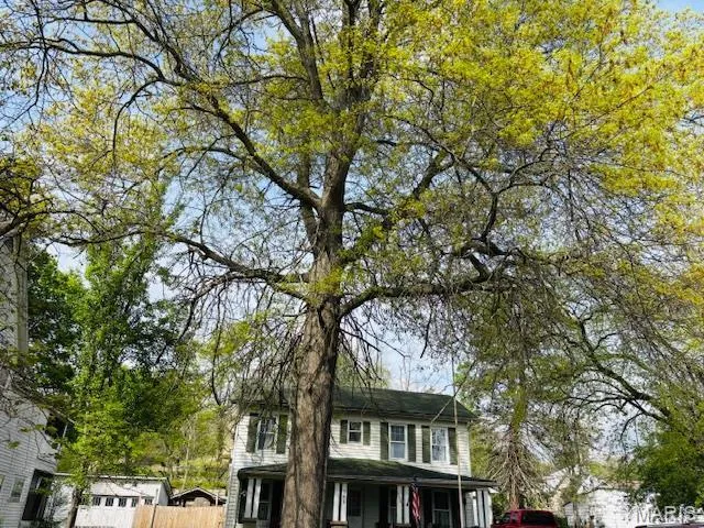 $139,900 | 206 South 1st Street, Steelville, MO 65565