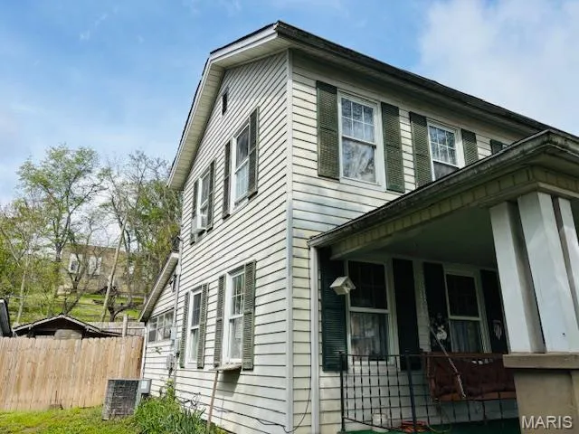 $139,900 | 206 South 1st Street, Steelville, MO 65565