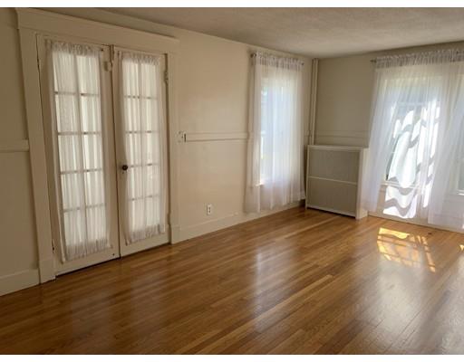 60 Jenness Street Springfield, MA 01104 - Photo 9 of 25