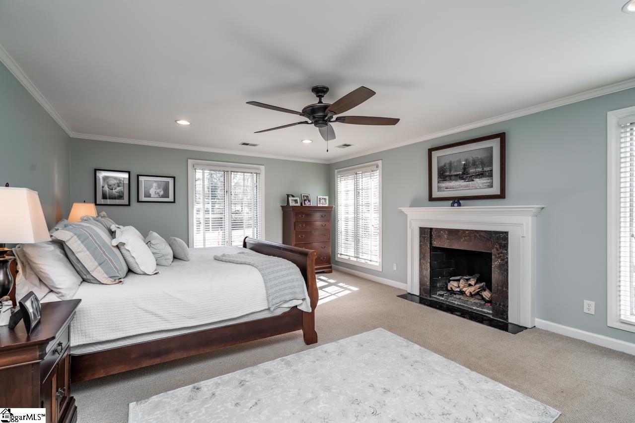 1422 Parkins Mill Road Greenville, SC 29607 - Photo 17 of 30