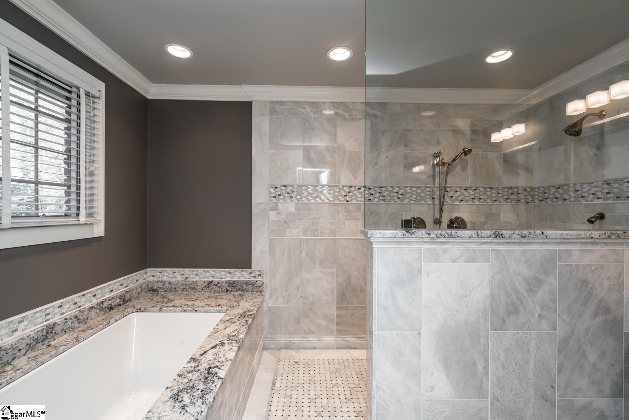 1422 Parkins Mill Road Greenville, SC 29607 - Photo 18 of 30
