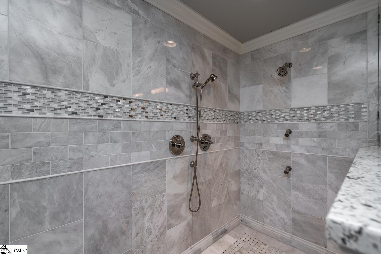 1422 Parkins Mill Road Greenville, SC 29607 - Photo 19 of 30