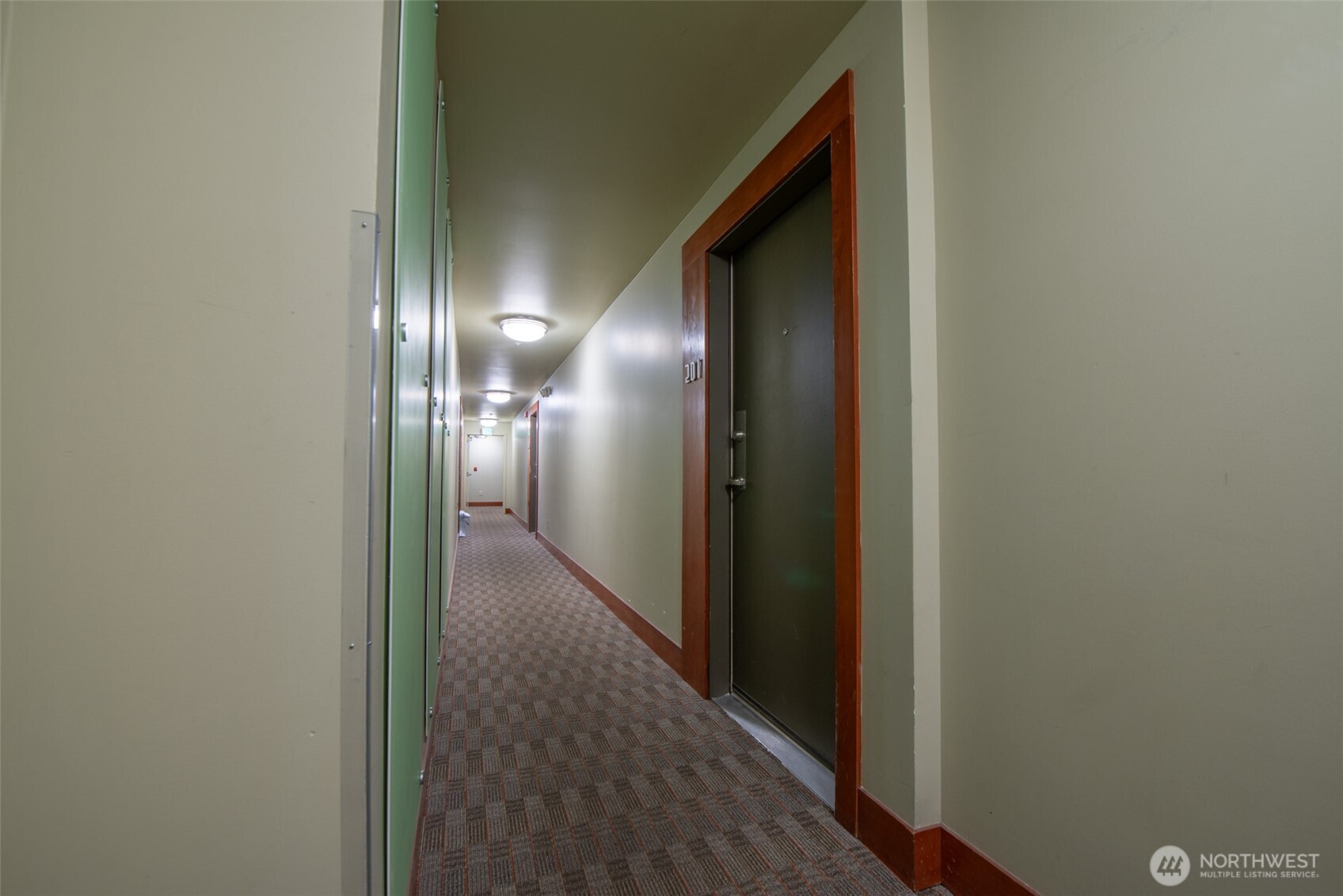 1550 Eastlake Avenue East, Unit 201 Seattle, WA 98102 - Photo 18 of 30 a view of hallway