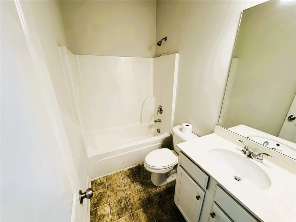 142 Wentworth Lane Villa Rica, GA 30180 - Photo 31 of 44 a bathroom with a sink toilet and shower