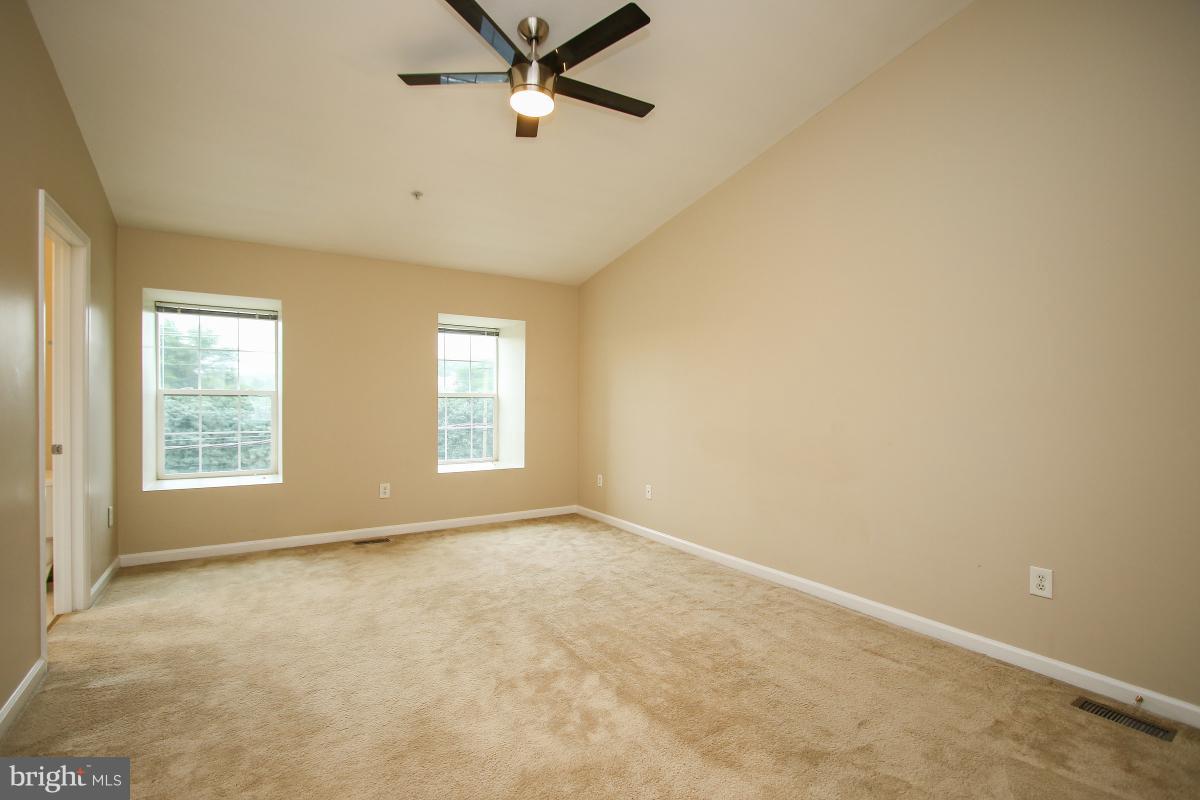 2046 University Boulevard West, Unit 12 Silver Spring, MD 20902 - Photo 19 of 30 Bedroom (Master)