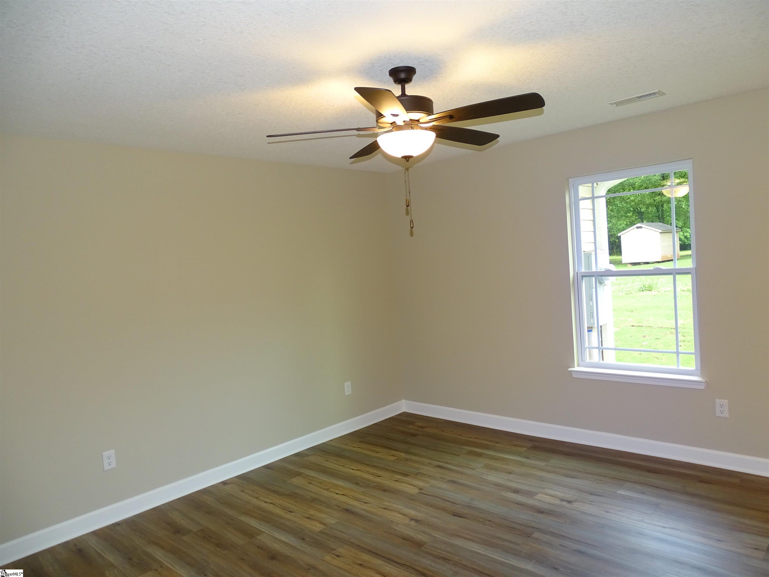 528-530 Tucapau Road Startex, SC 29385 - Photo 11 of 19 Gallery Image 11
