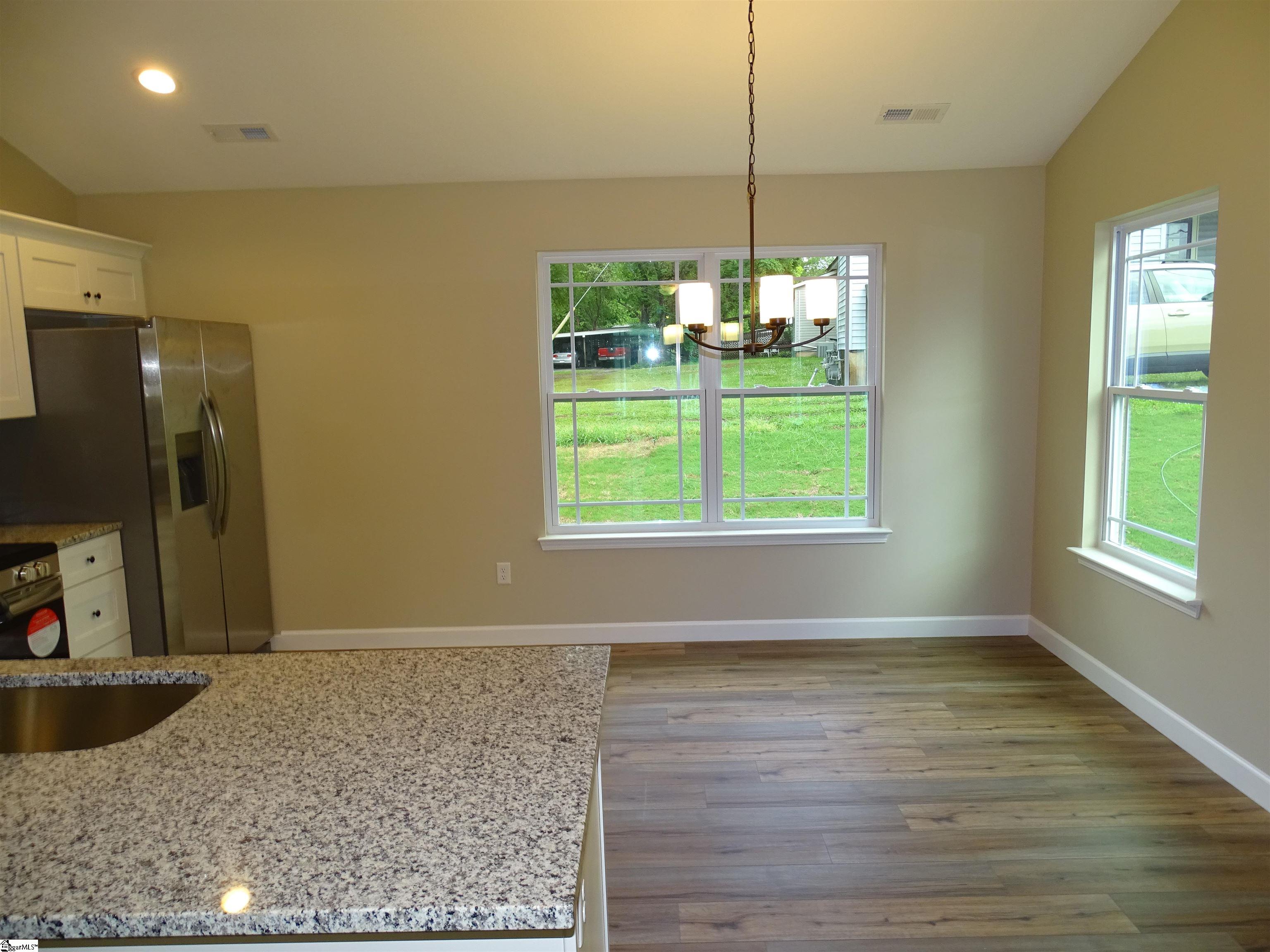 528-530 Tucapau Road Startex, SC 29385 - Photo 9 of 19 Gallery Image 9