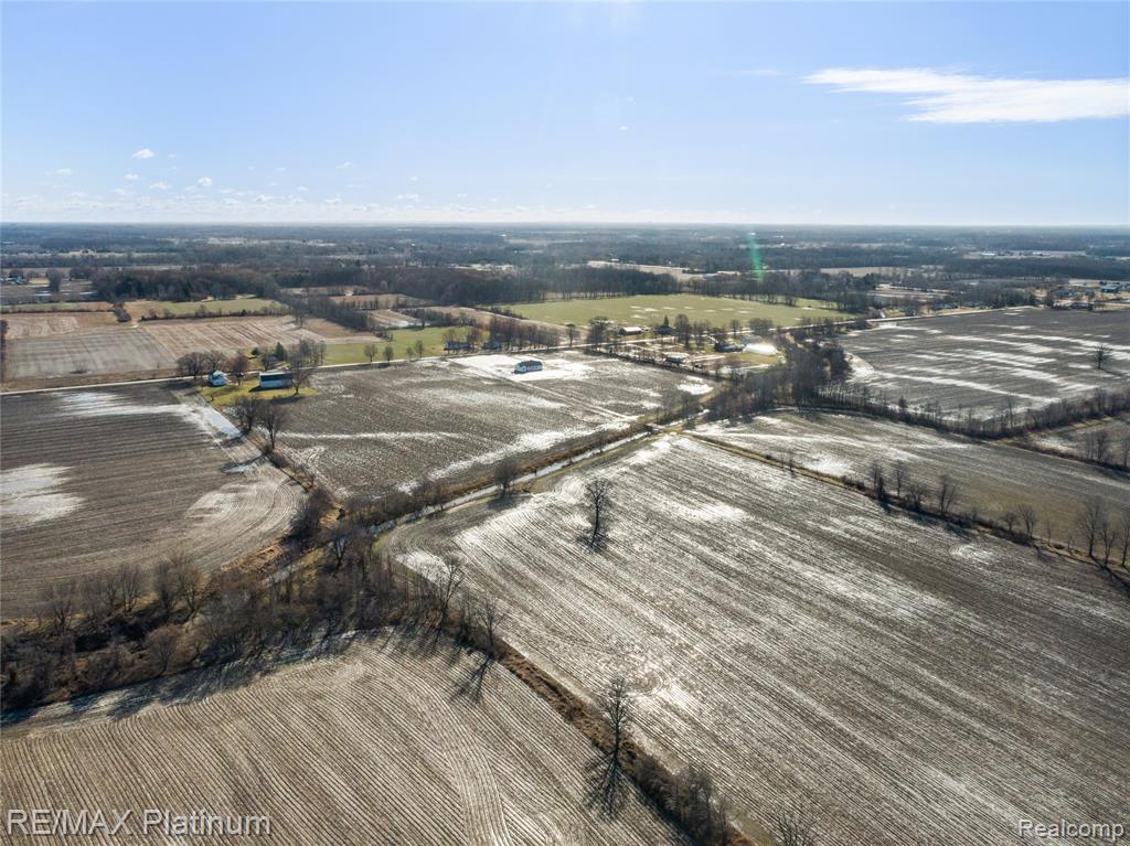 1136 South Nichols Road Flushing, MI 48433 - Photo 10 of 14