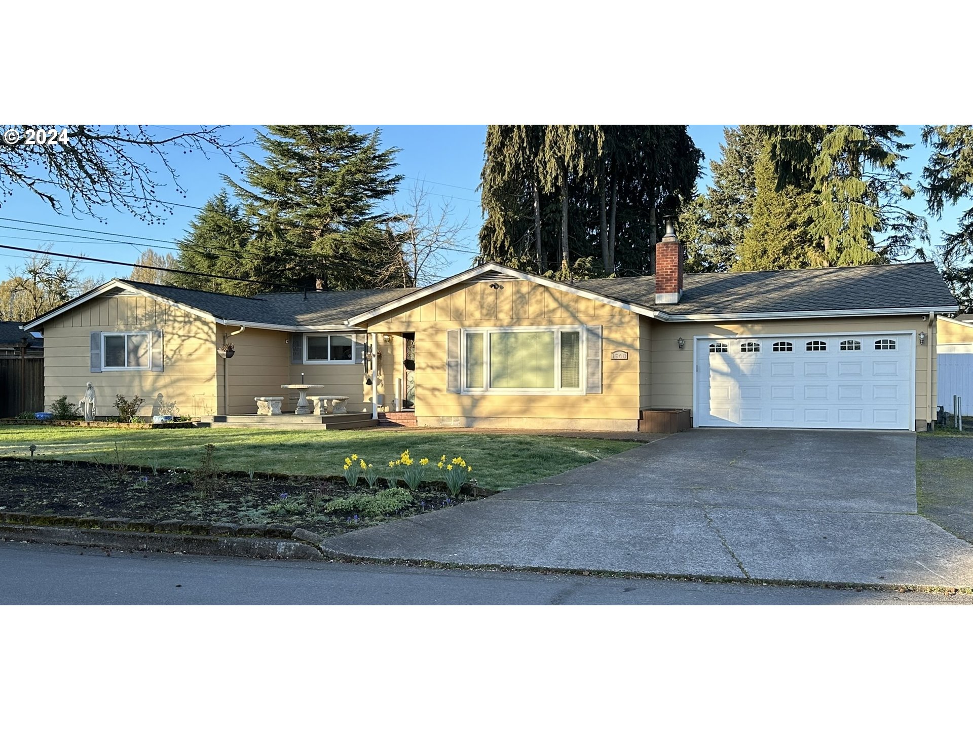 1960 Valhalla Street Eugene, OR 97401 - Photo 1 of 48 Gallery Image 1