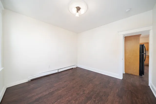 $2,000 | 224 Linden Avenue, Unit 4, Jersey City, NJ 07305